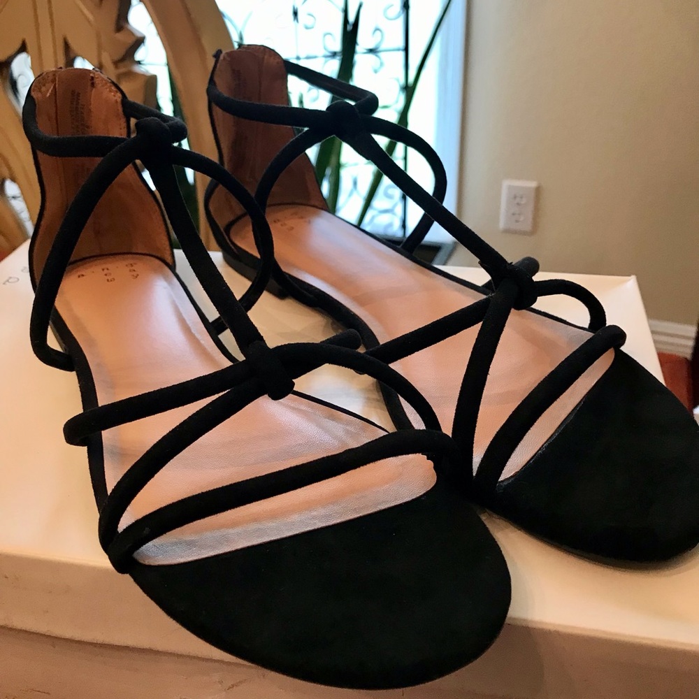 Brand NEW A New Day sandals size 9